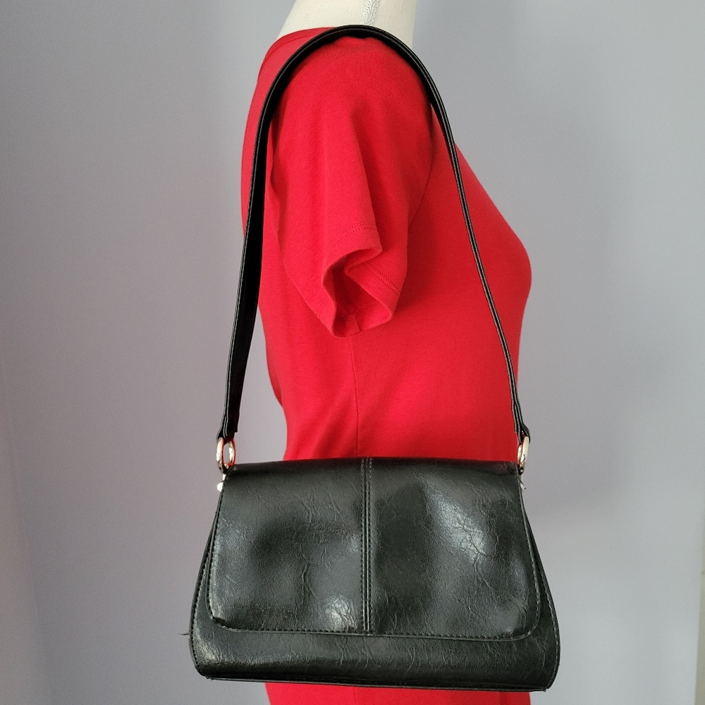 Liz Claiborne Hard sided Shoulder Bag